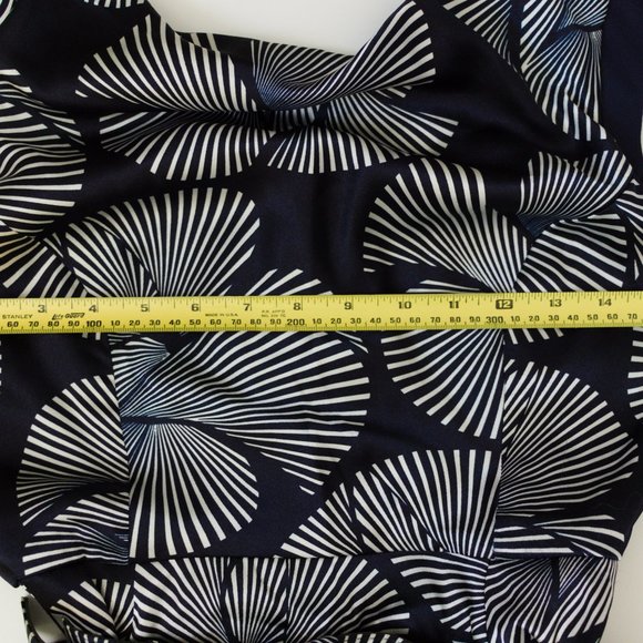 Eva Franco Cockleshell Print Retro style Swing Dress Size US 4 - Picture 9 of 9